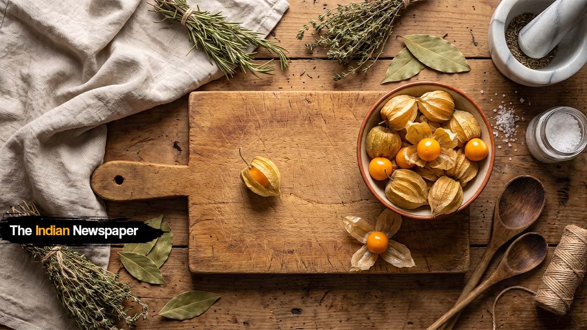 पेरूवियन ग्राउंडचेरी (Peruvian Groundcherry / केप गूसबेरी): सुनहरी बेरी – विटामिन C, फाइबर और एंटीऑक्सीडेंट का खजाना